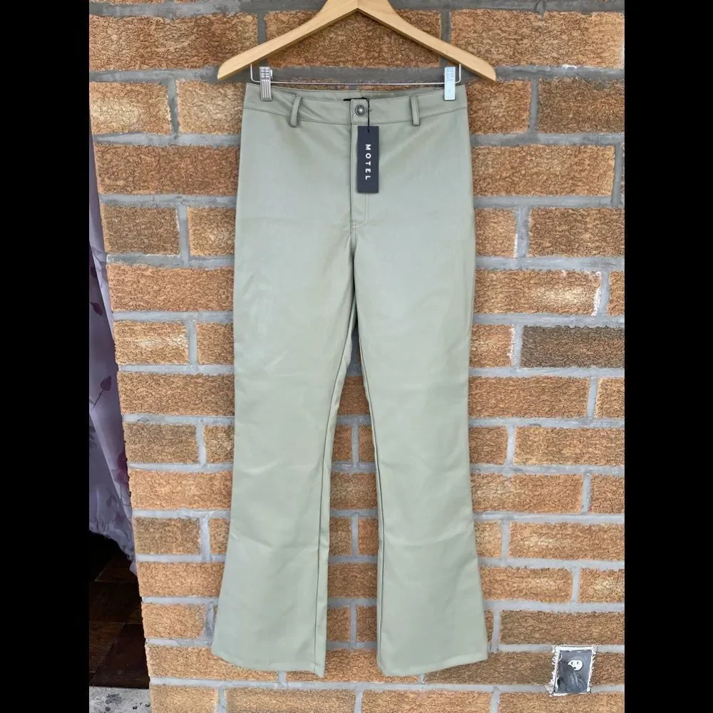 MOTEL ROCKS ZOVEN FLARE TROUSER IN PU GREEN medium